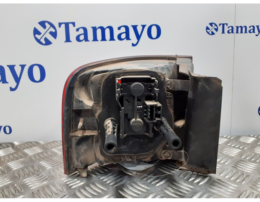 Recambio de piloto trasero derecho para fiat stilo multi wagon (192) 1.9 jtd cat referencia OEM IAM 28190202  
