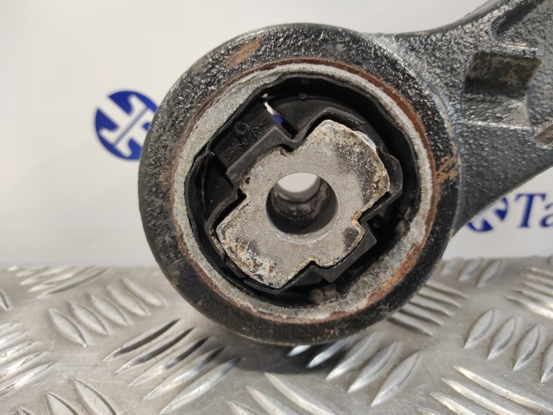 Recambio de brazo suspension inferior delantero izquierdo para fiat ducato furgon electrico - micro vett referencia OEM IAM 5070