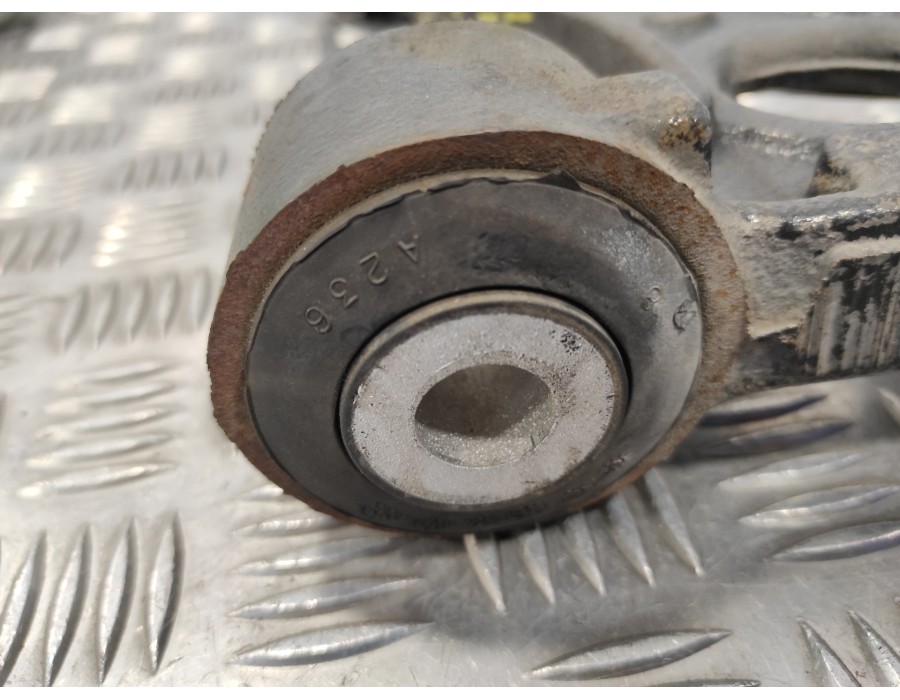 Recambio de brazo suspension inferior delantero izquierdo para fiat ducato furgon electrico - micro vett referencia OEM IAM 5070