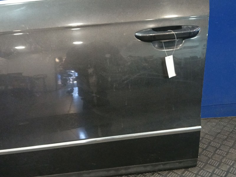 Recambio de puerta delantera izquierda para volkswagen passat berlina (3c2) trendline referencia OEM IAM   