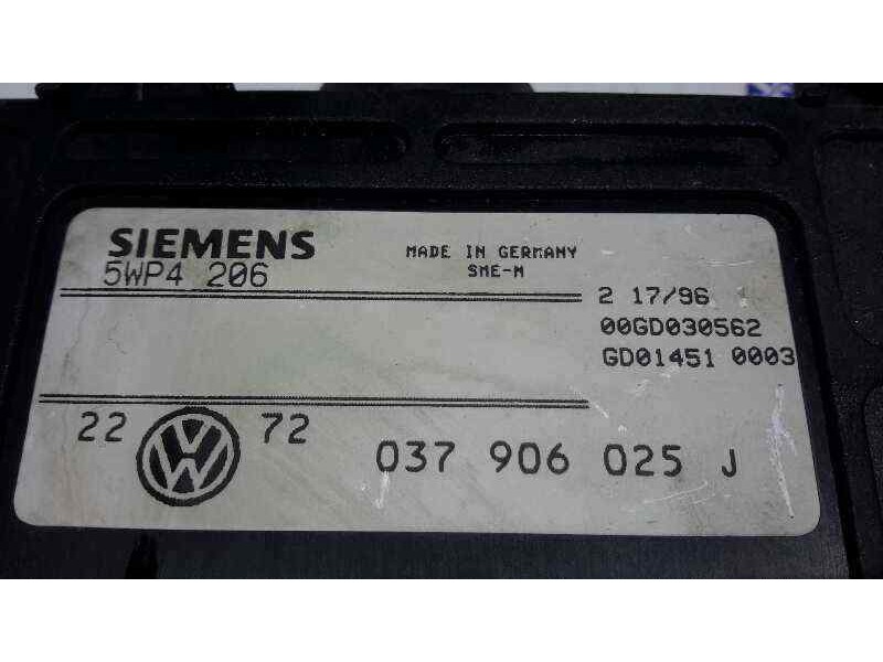 Recambio de centralita motor uce para volkswagen golf iii berlina (1h1) 1.6 referencia OEM IAM 5WP4206  037906025J