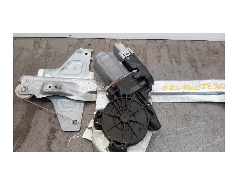 Recambio de elevalunas trasero izquierdo para citroën c4 picasso 2.0 hdi fap cat (rhr / dw10bted4) referencia OEM IAM   400979C