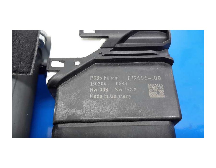 Recambio de motor elevalunas trasero derecho para seat altea xl (5p5) 2.0 tdi referencia OEM IAM 3C0959704D  995915570