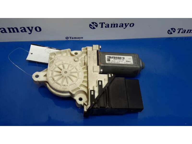 Recambio de motor elevalunas trasero derecho para seat altea xl (5p5) 2.0 tdi referencia OEM IAM 3C0959704D  995915570