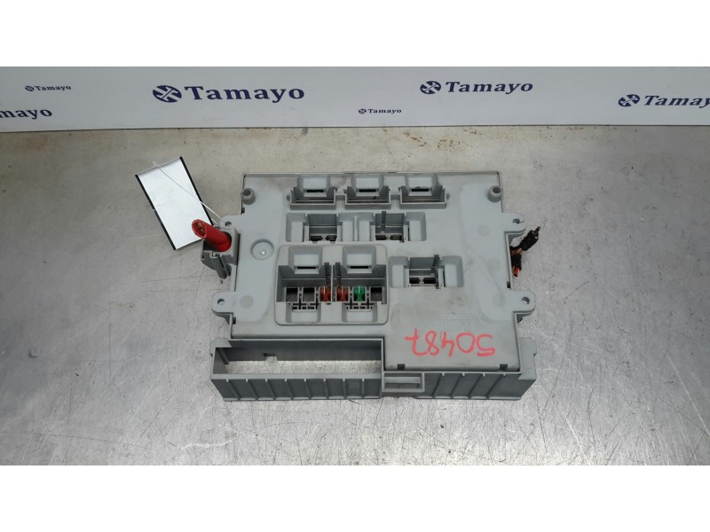 Recambio de caja reles / fusibles para bmw serie 1 berlina (e81/e87) referencia OEM IAM 690662105  55303931