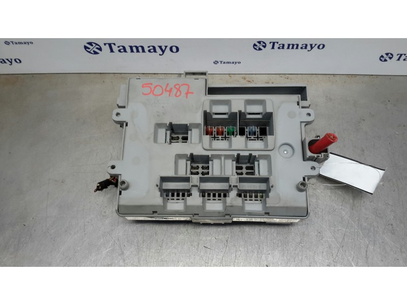 Recambio de caja reles / fusibles para bmw serie 1 berlina (e81/e87) referencia OEM IAM 690662105  55303931