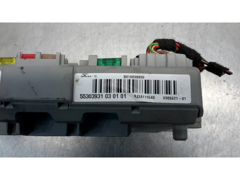 Recambio de caja reles / fusibles para bmw serie 1 berlina (e81/e87) referencia OEM IAM 690662105  55303931