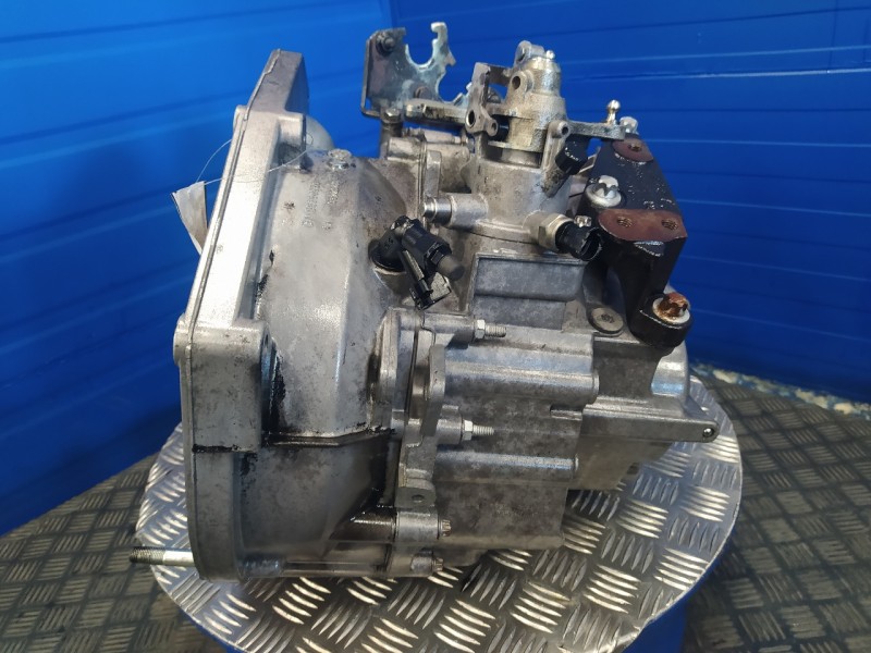 Recambio de caja cambios para alfa romeo brera (177) 2.4 jtd cat referencia OEM IAM 55556410  55350926