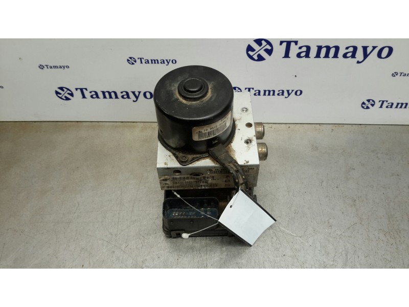 Recambio de abs para chrysler voyager (gs) 2.5 turbodiesel referencia OEM IAM 10051181861 25020404504 P04721427AE