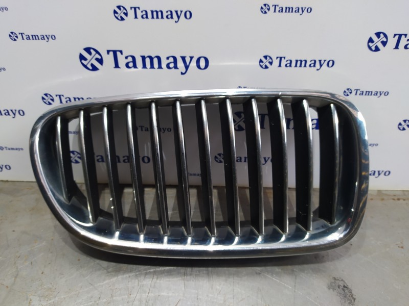 Recambio de rejilla delantera para bmw serie 5 lim. (f10) referencia OEM IAM 51137200728 51137203650 51137261356