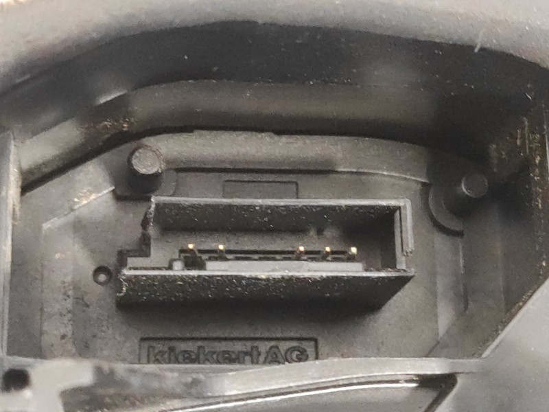 Recambio de cerradura puerta trasera derecha para bmw serie 5 lim. (f10) referencia OEM IAM A053702  