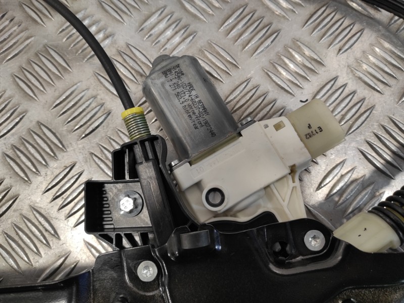 Recambio de elevalunas delantero izquierdo para bmw serie 5 lim. (f10) referencia OEM IAM 72318879F18E 7746023702 914546102774