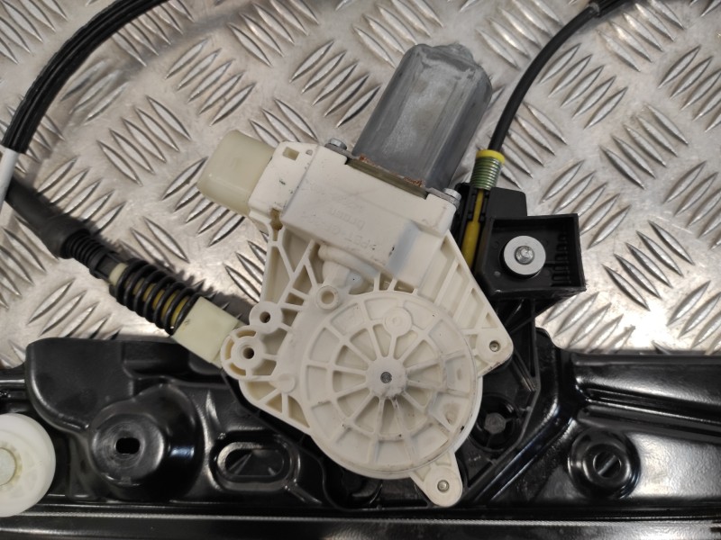 Recambio de elevalunas delantero izquierdo para bmw serie 5 lim. (f10) referencia OEM IAM 72318879F18E 7746023702 914546102774