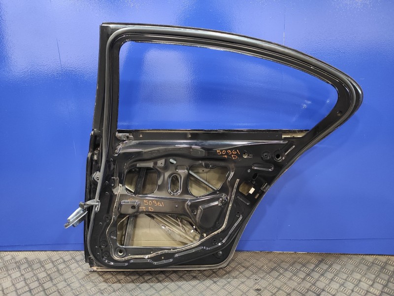 Recambio de puerta trasera derecha para bmw serie 5 lim. (f10) referencia OEM IAM   