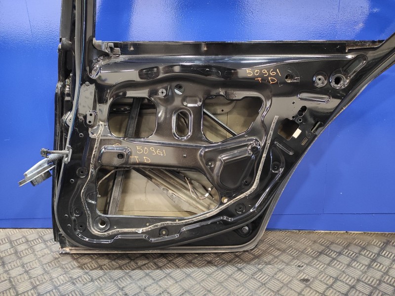 Recambio de puerta trasera derecha para bmw serie 5 lim. (f10) referencia OEM IAM   
