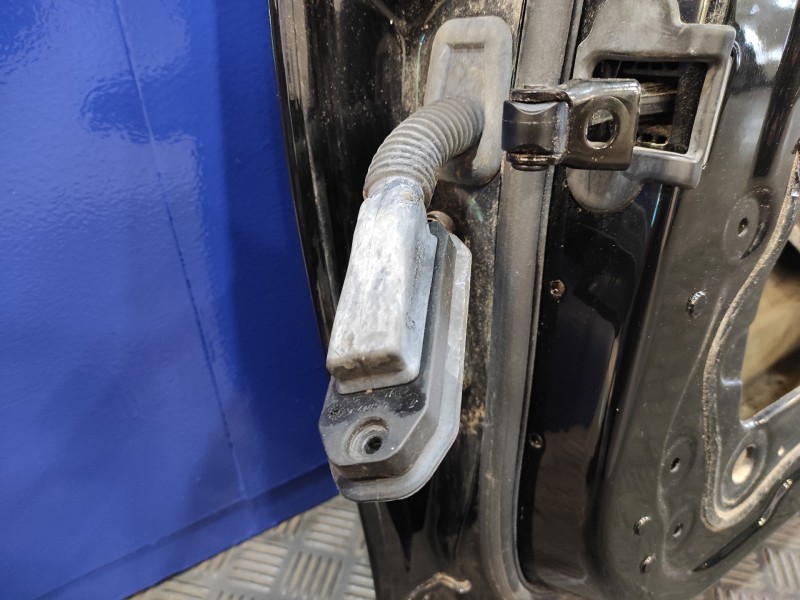 Recambio de puerta trasera derecha para bmw serie 5 lim. (f10) referencia OEM IAM   