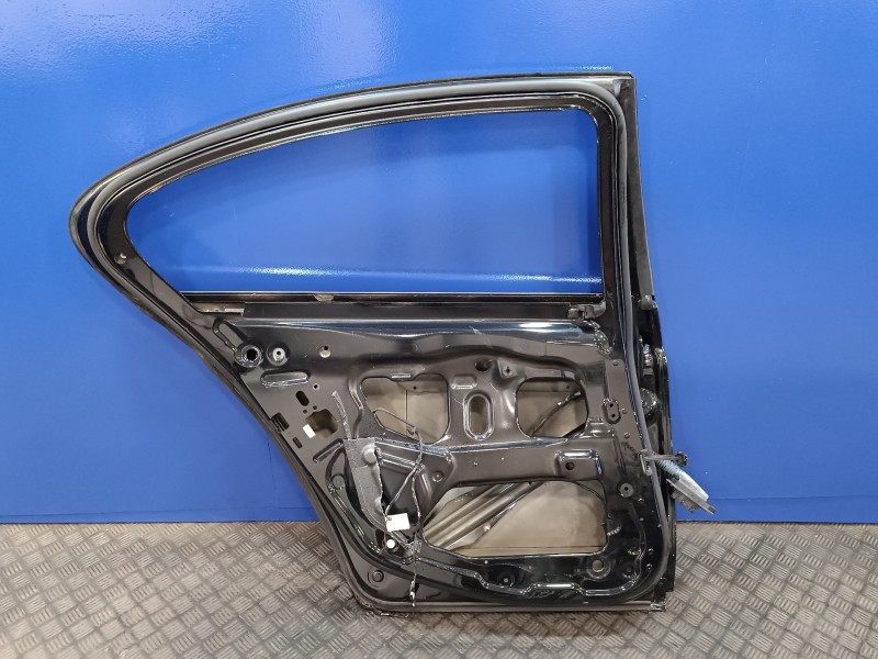 Recambio de puerta trasera izquierda para bmw serie 5 lim. (f10) referencia OEM IAM   