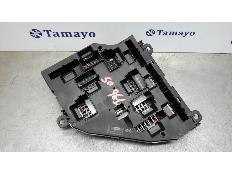 Recambio de caja reles / fusibles para bmw serie 5 lim. (f10) referencia OEM IAM 417033452F  926492301
