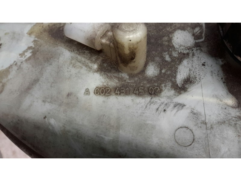 Recambio de servofreno para mercedes-benz sprinter chasis-cabina 411cdi referencia OEM IAM A0014300008  
