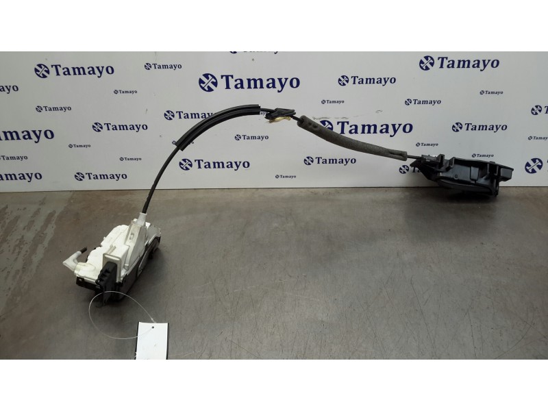 Recambio de cerradura puerta delantera derecha para peugeot partner kombi 1.6 16v hdi fap referencia OEM IAM PSA828405  828405