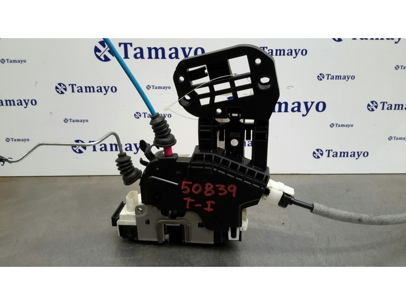 Recambio de cerradura puerta trasera izquierda para mercedes-benz clase a (w176) 1.6 cat referencia OEM IAM A2047302735  A204008