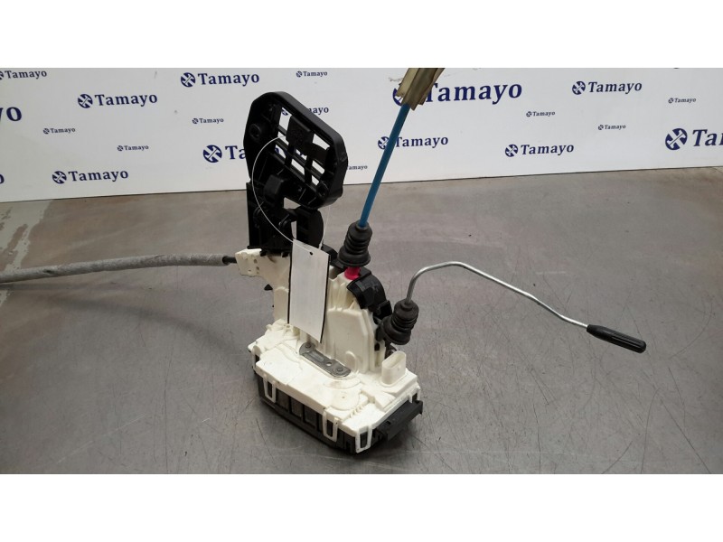 Recambio de cerradura puerta trasera izquierda para mercedes-benz clase a (w176) 1.6 cat referencia OEM IAM A2047302735  A204008