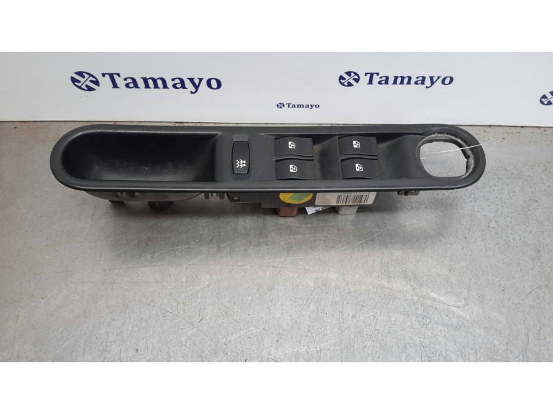 Recambio de mando elevalunas delantero izquierdo para renault espace iv (jk0) referencia OEM IAM 8200250481  