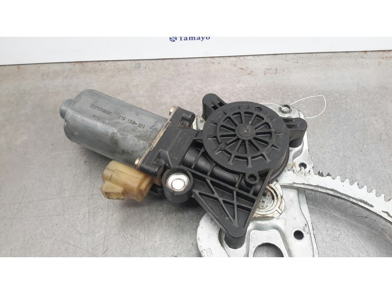 Recambio de elevalunas delantero izquierdo para mercedes-benz clase m (w163) 3.2 v6 18v cat referencia OEM IAM 9137041104  