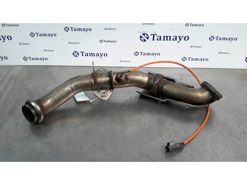Recambio de tubo escape delantero para jaguar xf 3.0 v6 diesel cat referencia OEM IAM CX235E212BA  