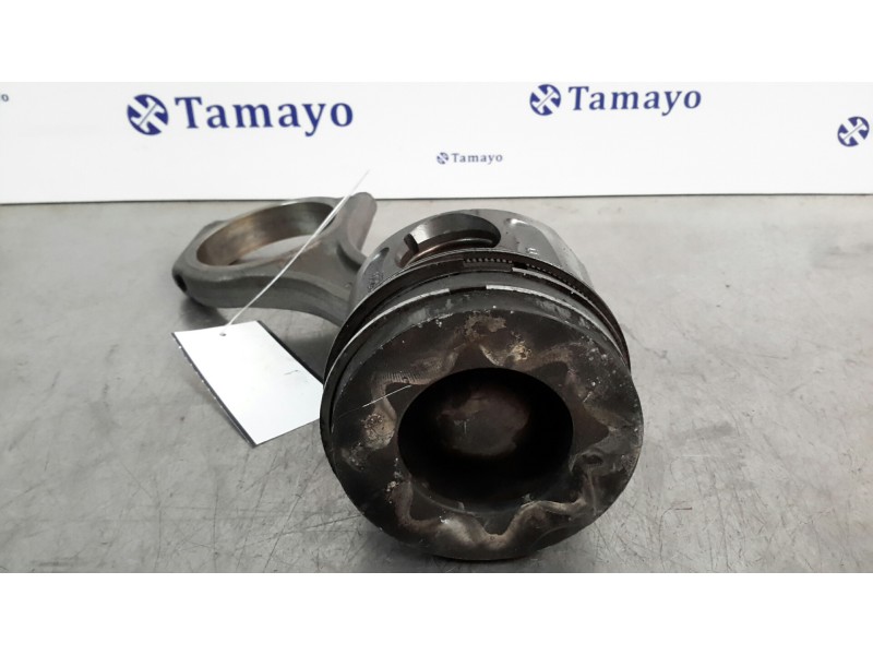 Recambio de piston para jaguar xf 3.0 v6 diesel cat referencia OEM IAM H268X  