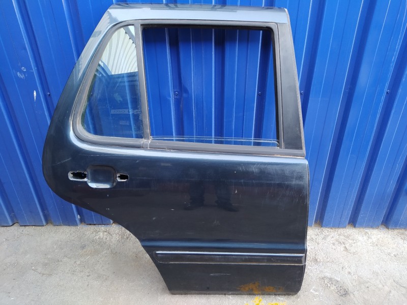 Recambio de puerta trasera derecha para mercedes-benz clase m (w163) 3.2 v6 18v cat referencia OEM IAM   