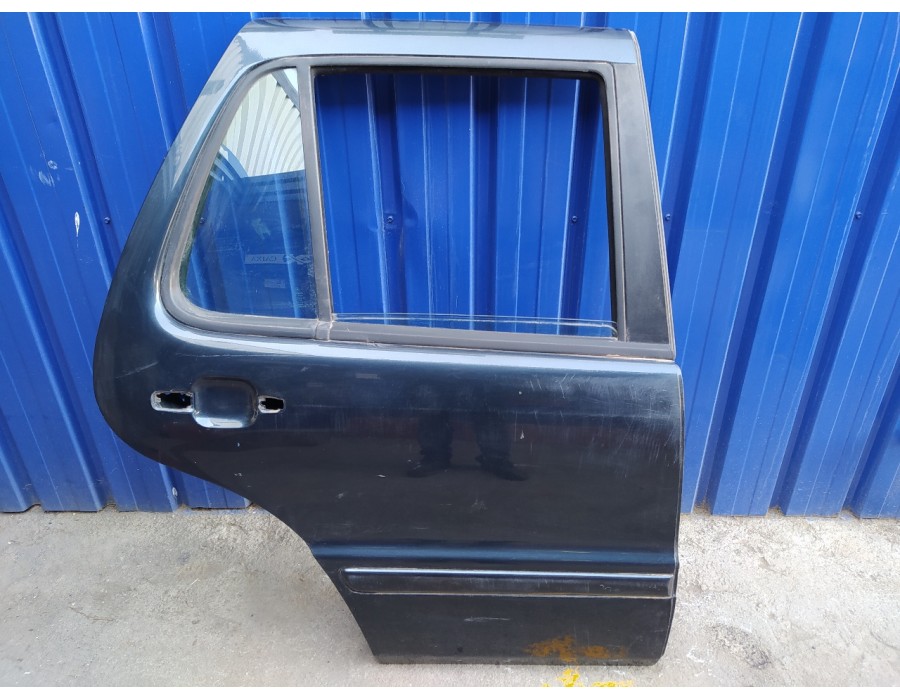 Recambio de puerta trasera derecha para mercedes-benz clase m (w163) 3.2 v6 18v cat referencia OEM IAM   