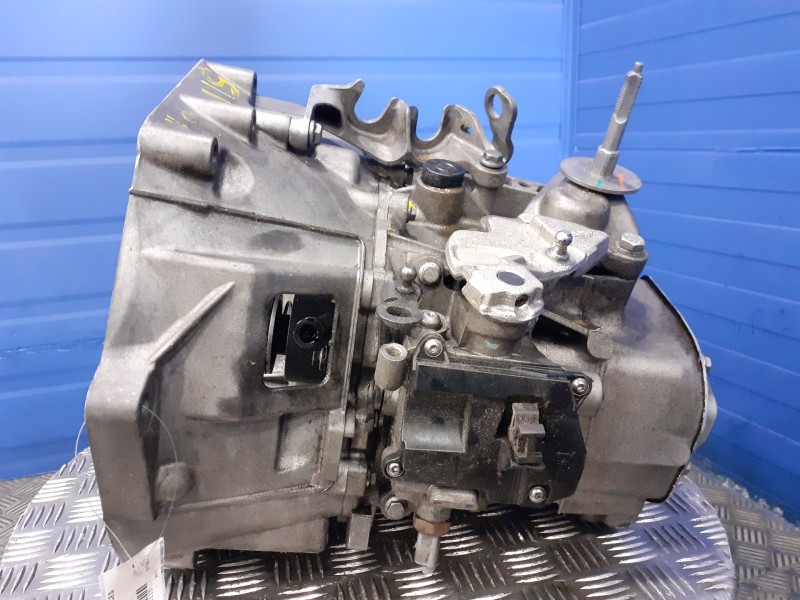 Recambio de caja cambios para peugeot 308 sw referencia OEM IAM 20EA01  9681689210