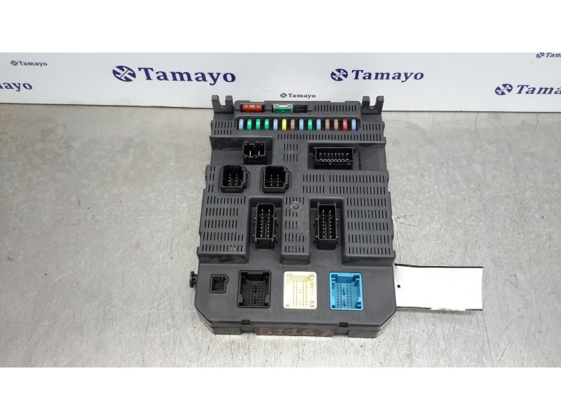 Recambio de caja reles / fusibles para peugeot 308 sw referencia OEM IAM 9663798180  BSI2004P0200