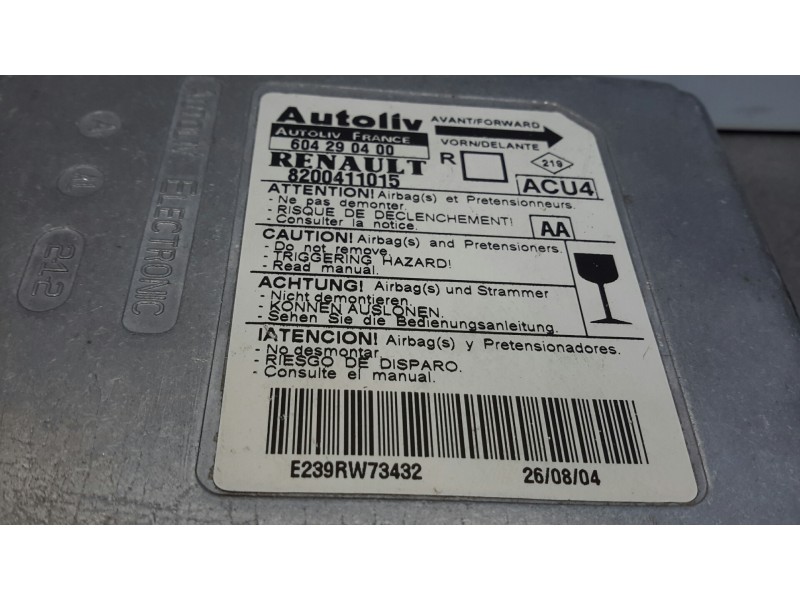 Recambio de centralita airbag para renault scenic ii 1.9 dci diesel referencia OEM IAM 8200411015  604290400
