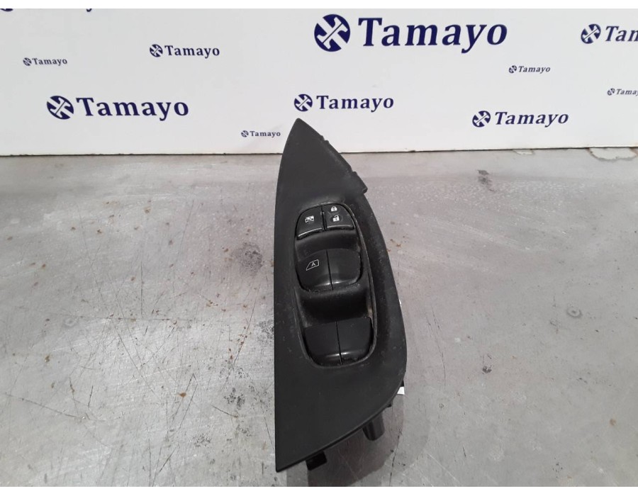 Recambio de mando elevalunas delantero izquierdo para nissan qashqai (j11) 1.6 dci turbodiesel cat referencia OEM IAM 809614EH0A