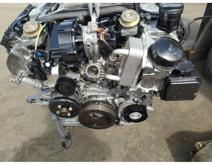 Recambio de motor completo para mercedes-benz clase c (w203) familiar 2.6 cat referencia OEM IAM M112912  