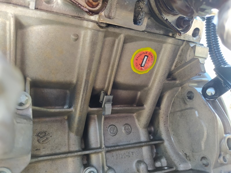 Recambio de motor completo para mercedes-benz clase c (w203) familiar 2.6 cat referencia OEM IAM M112912  