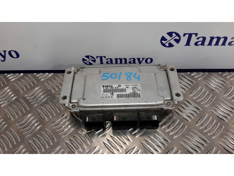 Recambio de centralita motor uce para citroën saxo 1.1 referencia OEM IAM 0261206246 M74415 9637838780