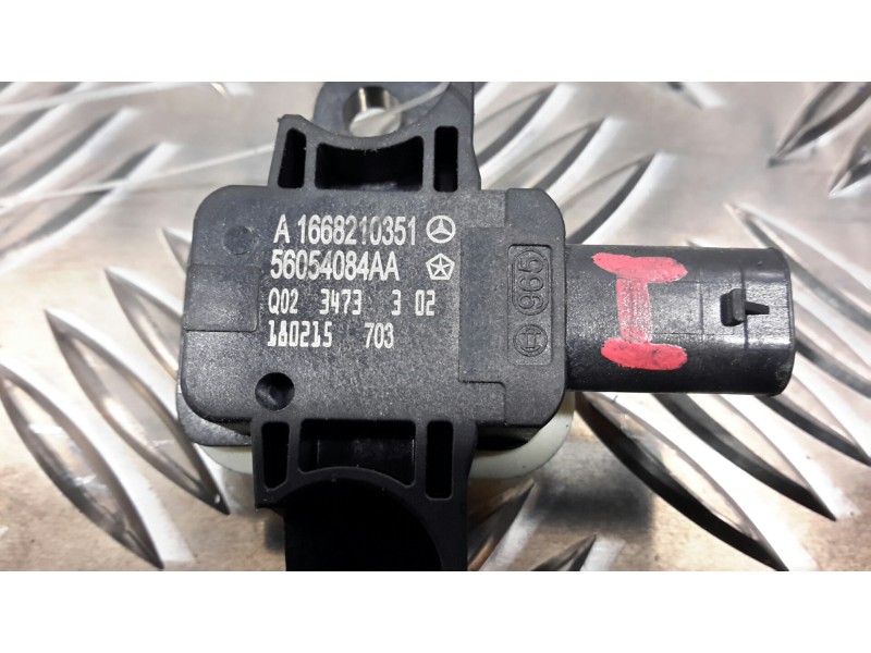 Recambio de sensor para mercedes-benz clase a (w176) 1.6 cat referencia OEM IAM A1668210351  56054084AA