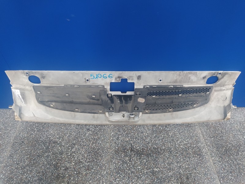 Recambio de rejilla delantera para peugeot partner (s2) 1.9 diesel referencia OEM IAM   