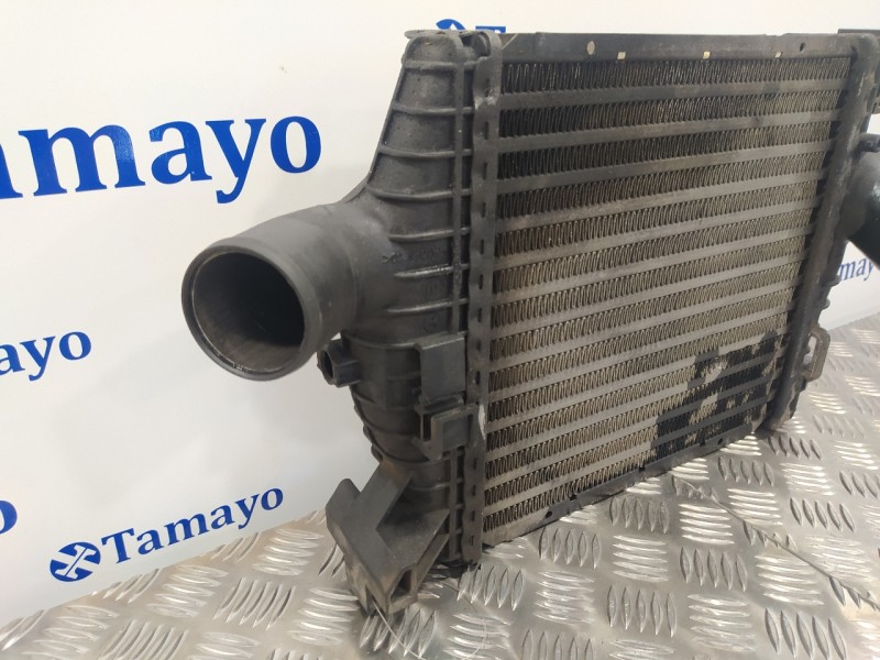 Recambio de intercooler para mercedes-benz vito (w638) combi referencia OEM IAM 160010041F  6385012901