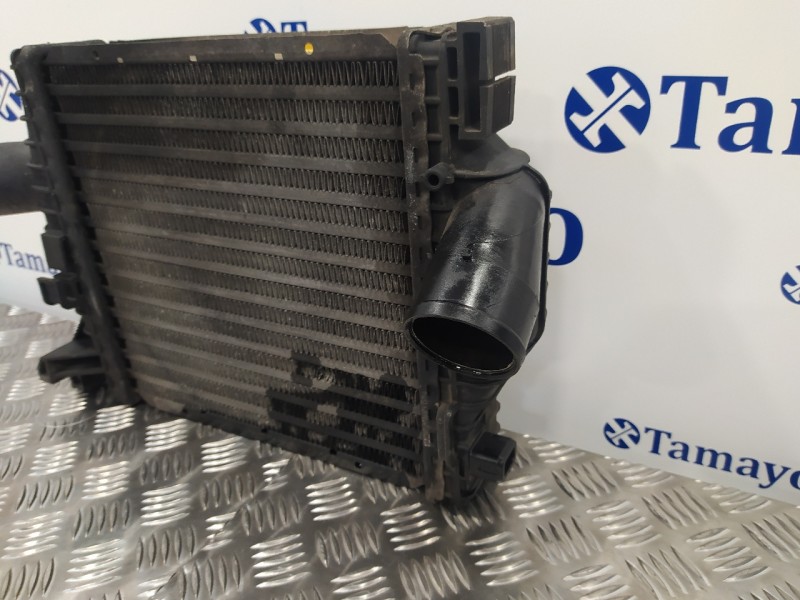 Recambio de intercooler para mercedes-benz vito (w638) combi referencia OEM IAM 160010041F  6385012901