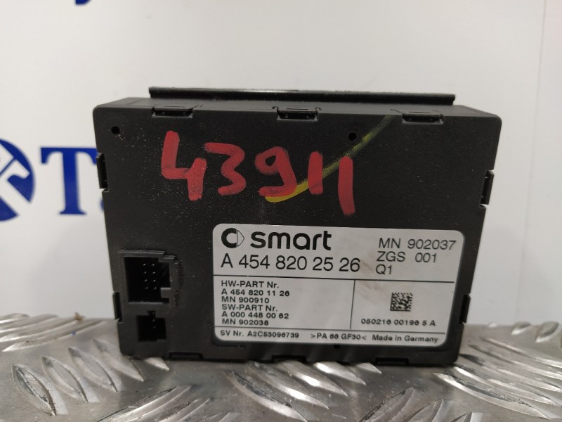 Recambio de modulo electronico para smart forfour básico (70kw) referencia OEM IAM A4548202526  A2C53096739