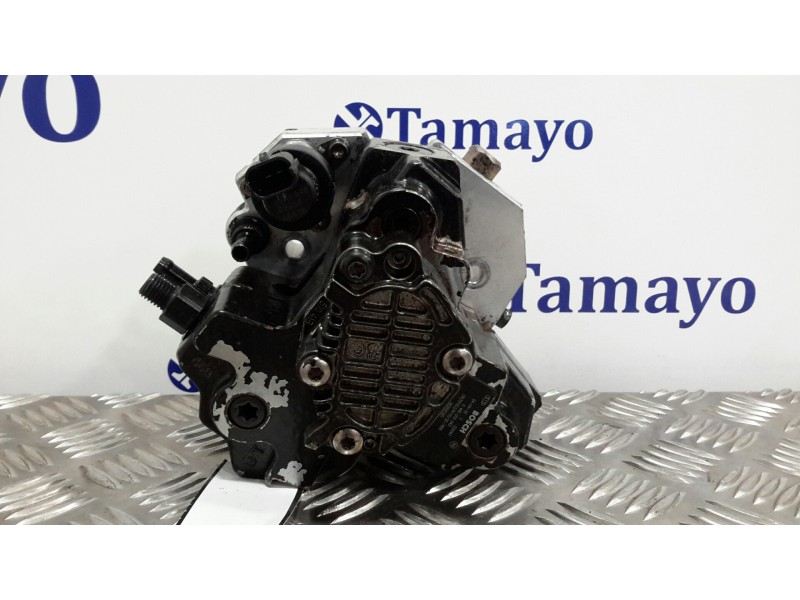 Recambio de bomba inyeccion para volvo s60 berlina 2.4 diesel cat referencia OEM IAM 0445010043  8689590