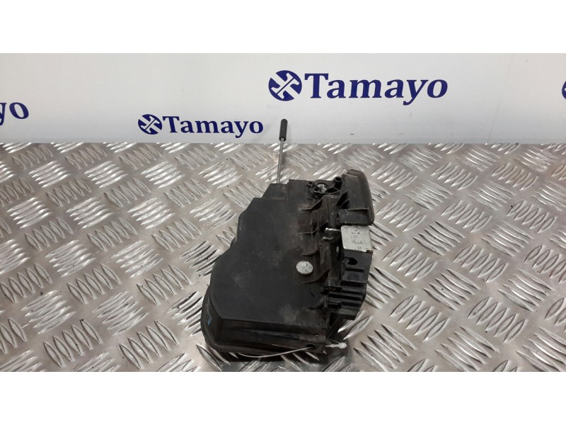 Recambio de cerradura puerta delantera izquierda para bmw serie 3 cabrio (e93) referencia OEM IAM 7202143  