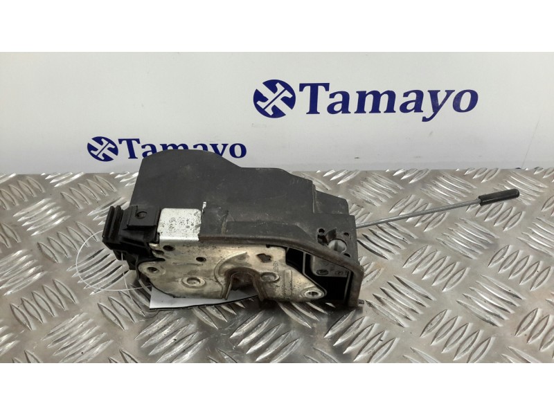 Recambio de cerradura puerta delantera izquierda para bmw serie 3 cabrio (e93) referencia OEM IAM 7202143  