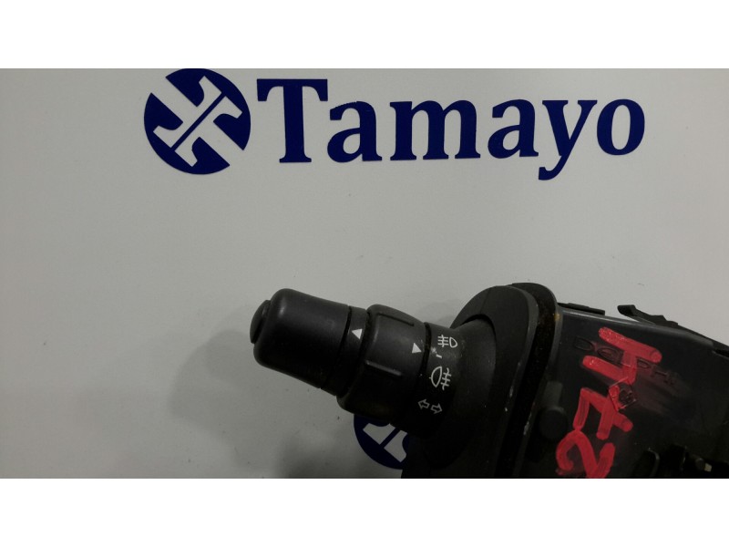 Recambio de mando intermitentes para renault clio iii referencia OEM IAM 88102002126  