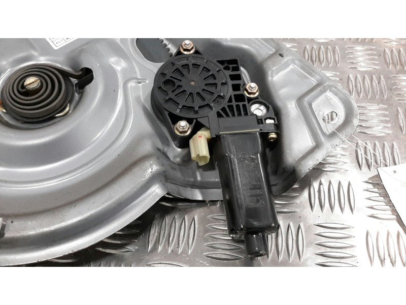 Recambio de elevalunas trasero izquierdo para hyundai trajet (fo) 2.0 16v cat referencia OEM IAM   