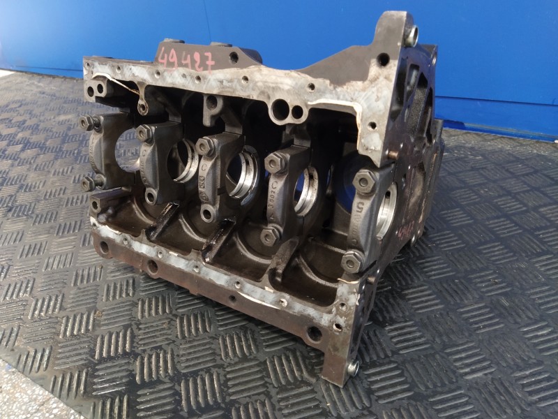 Recambio de bloque para audi a3 (8p) 2.0 tdi referencia OEM IAM 038021BP  038103021BP